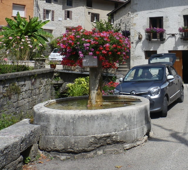 fontaine (640x578).jpg