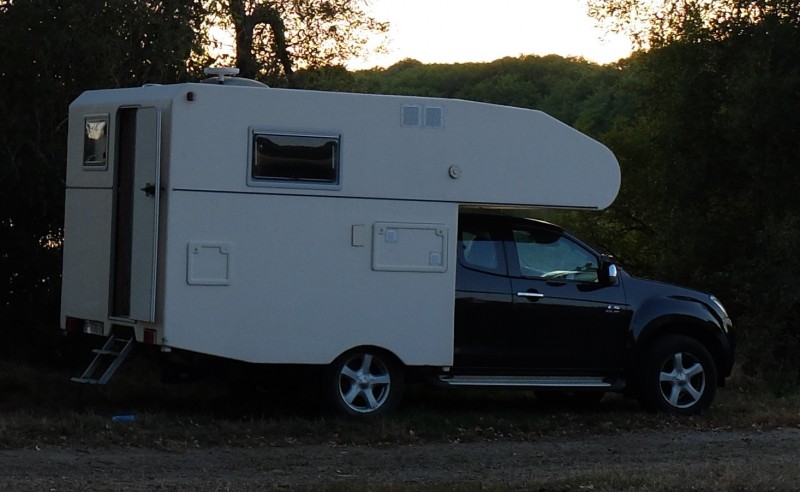 camping car v2.jpg